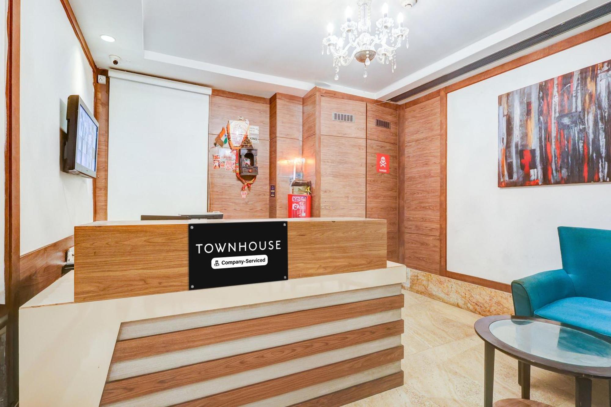 ניו דלהי Super Townhouse Chhatarpur Near Metro Park מראה חיצוני תמונה